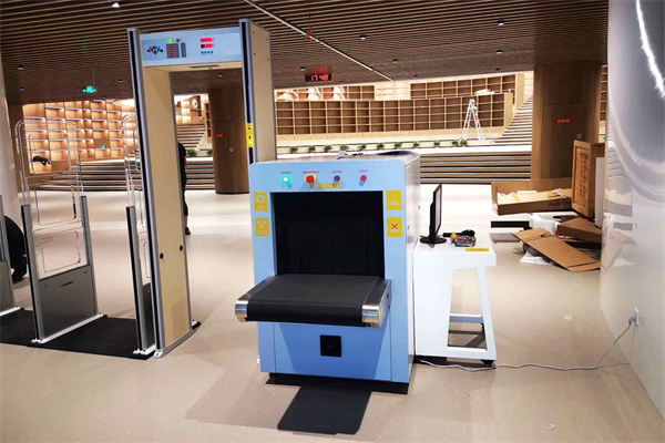 手機(jī)探測(cè)門(mén)考試中心的福音